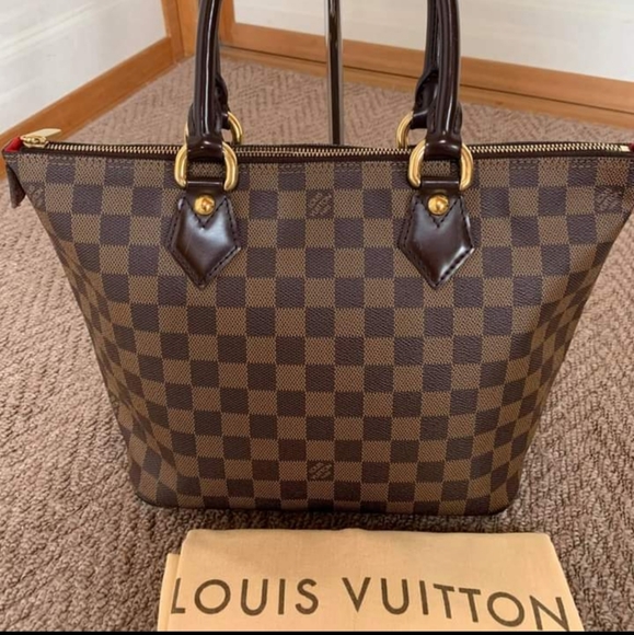 LV Damier Saleya - Picture 1 of 16